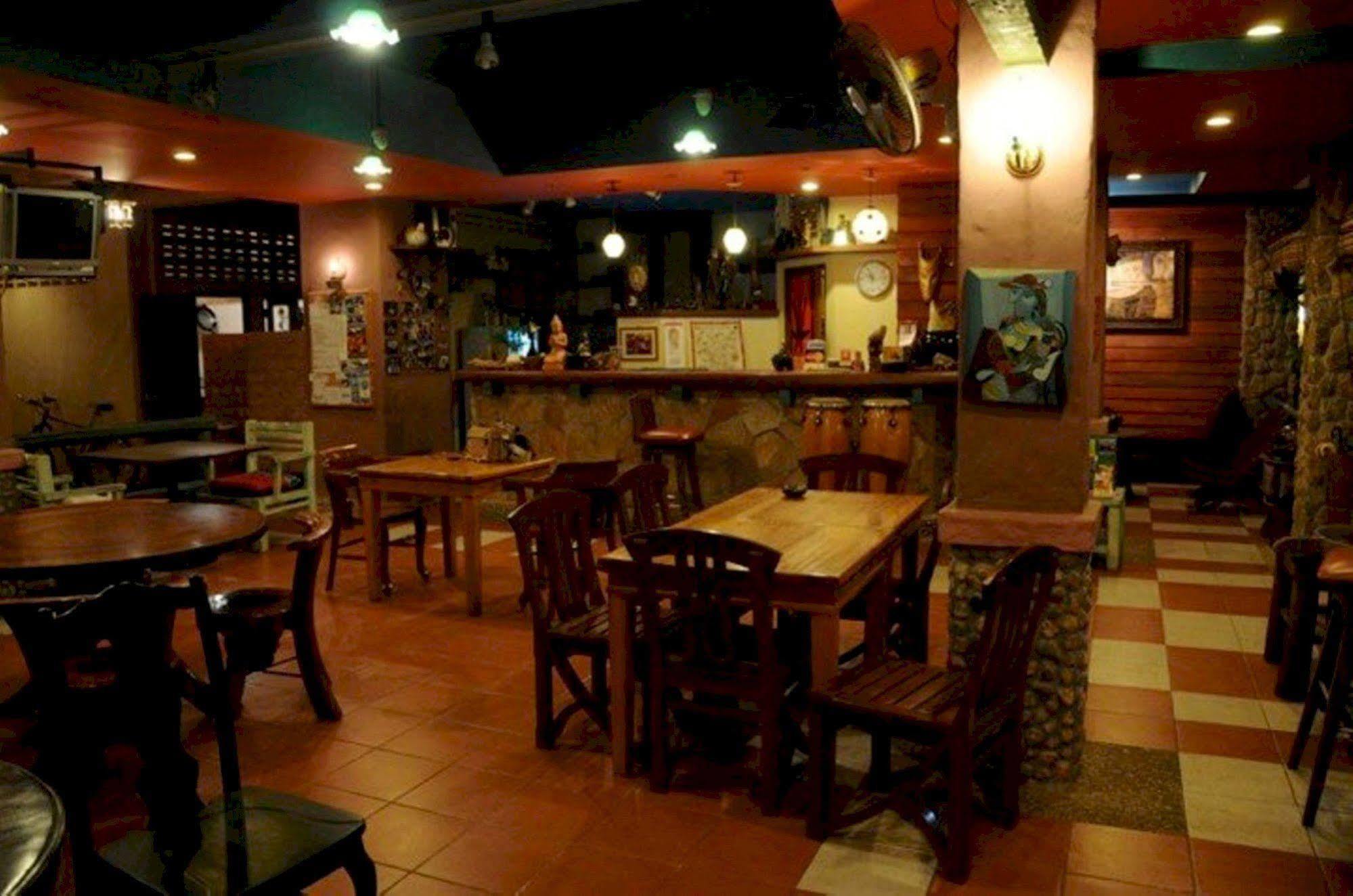 Casa Brazil Homestay Карон Экстерьер фото
