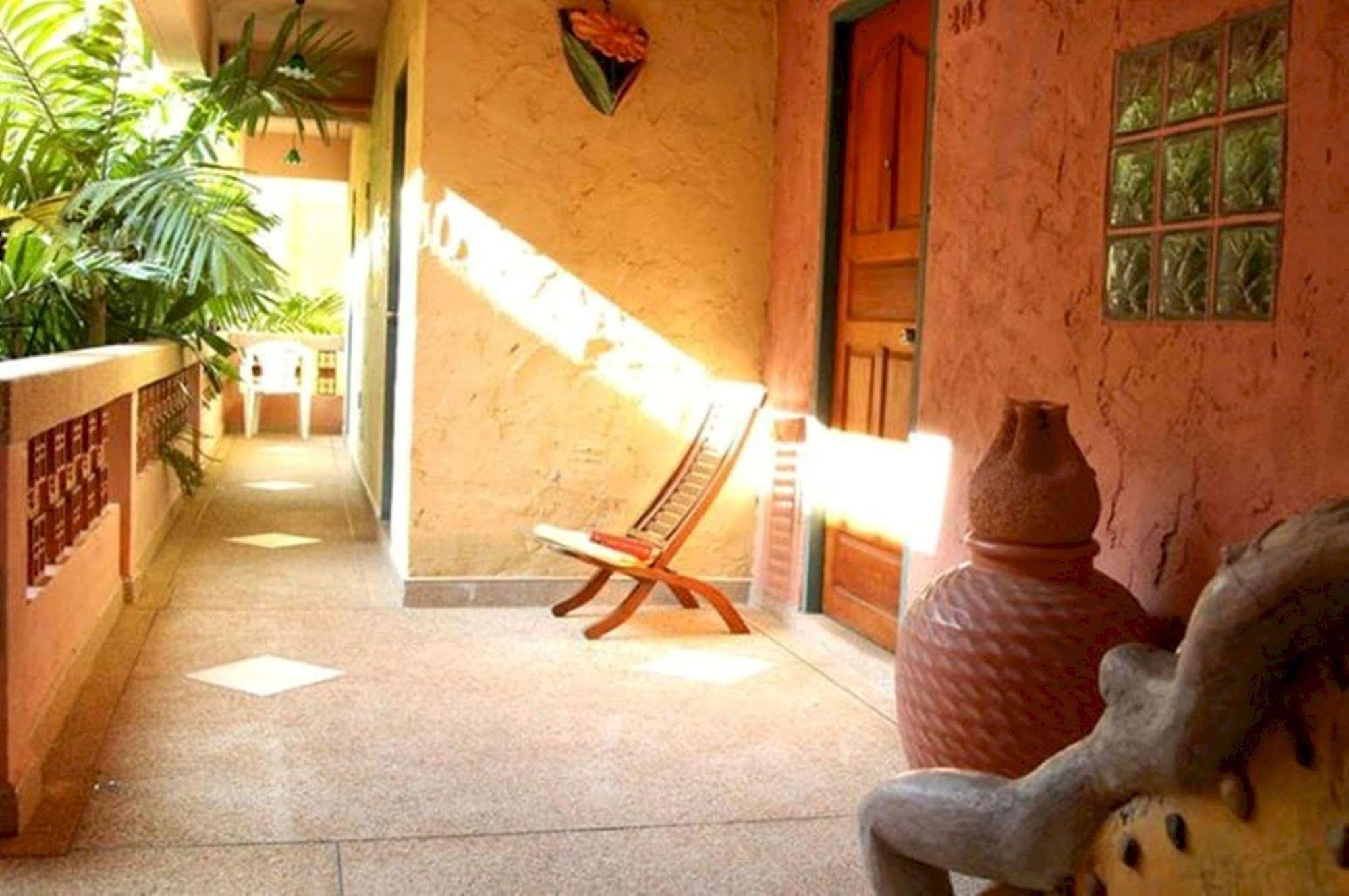 Casa Brazil Homestay Карон Экстерьер фото